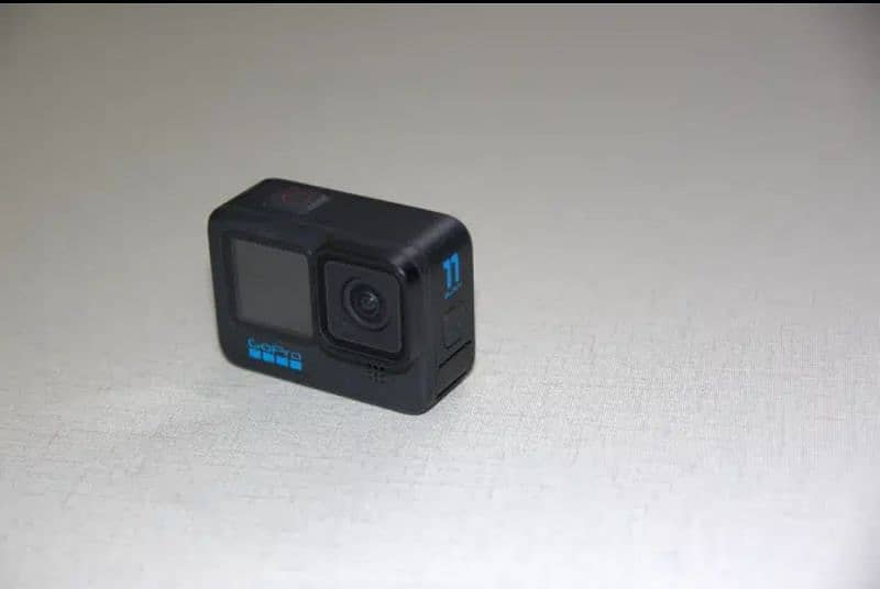 Gopro hero 11 Black 10 by 10 Condition with media mod 2