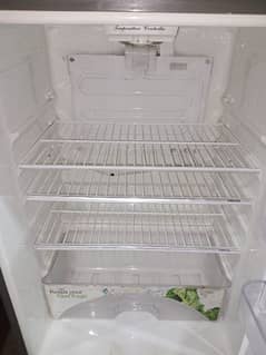 Dawlance energy saver medium size fridge just like new 03267550946