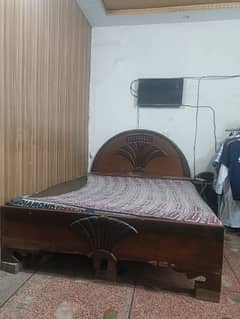 BED WITH MATRES & DRESSING TABLE