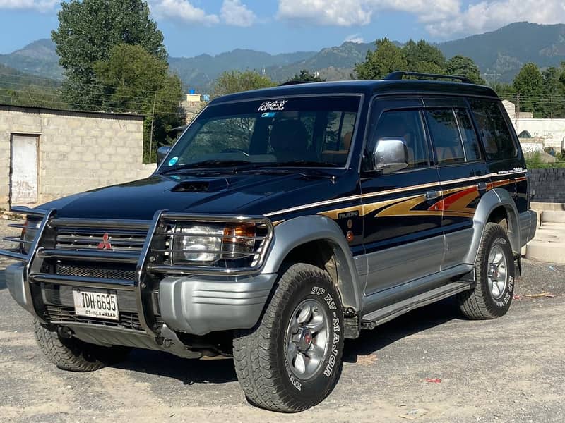 Mitsubishi Pajero 1996 0