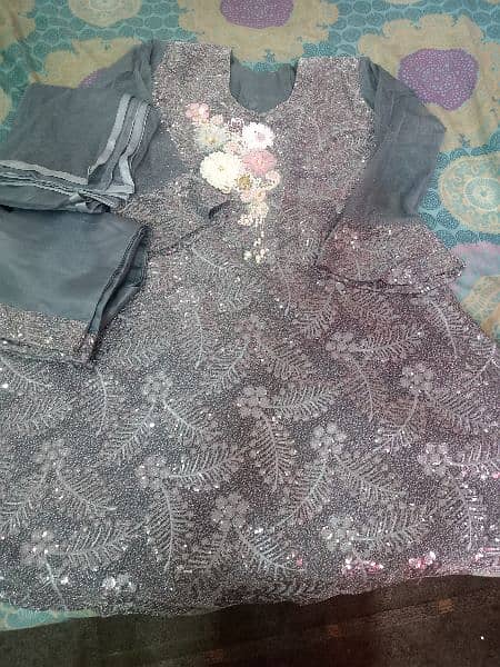 used stitched ladies suit for sale . 03289652709 3