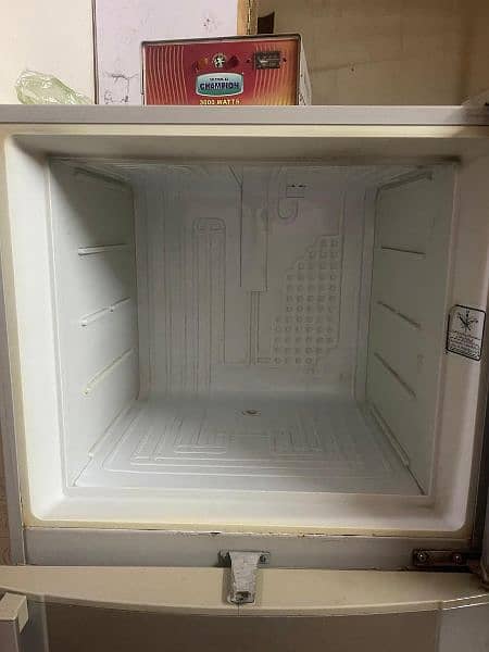 Refrigerator used very Good condition 1