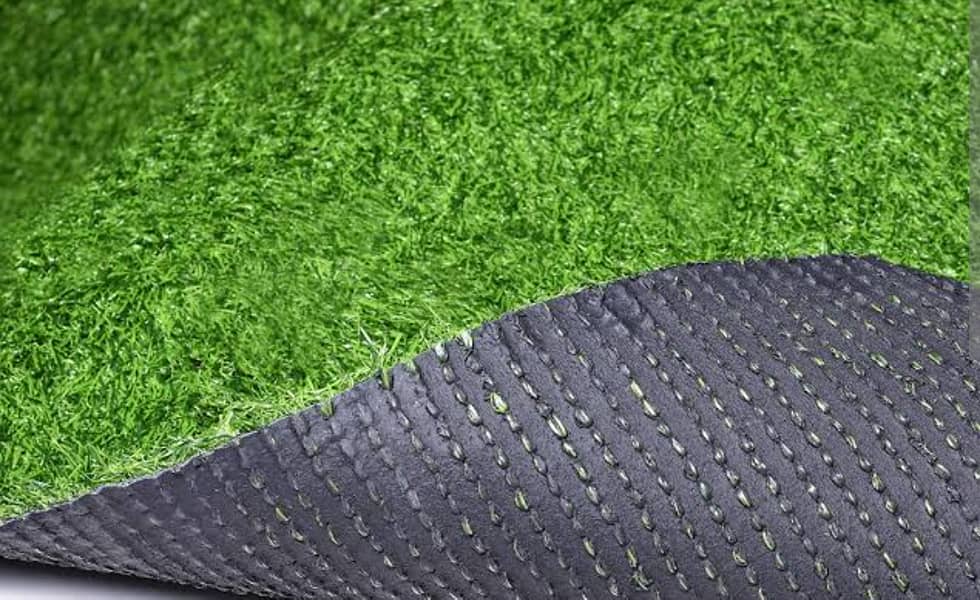 Artificial grass (10 and 20mm)in wholesale rate rs. 80 and 95 sqr fit 1