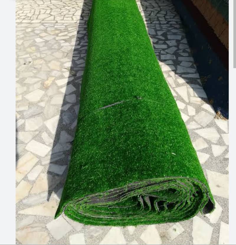 Artificial grass (10 and 20mm)in wholesale rate rs. 80 and 95 sqr fit 10