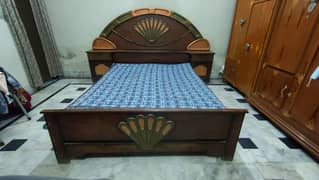 Bed Queen Size low price
