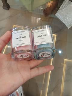 Mini glass jar candle