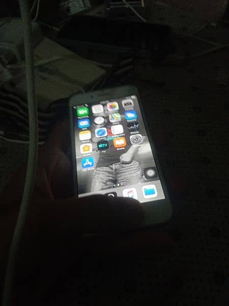 iPhone 6 non pta 10 by 10 16gb urgent sale 8