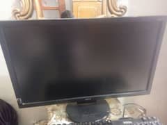 lcd screen monitor keyboard mouse chair trawly