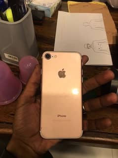 selling iPhone 7 128 GB official approved