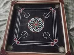 single small carrom board with out dice