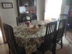 selling my 6 seater dining table