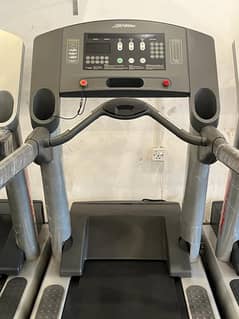 Life fitness USA Brand Commercial Treadmill  For Sale in pakistan