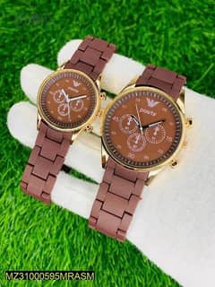 •  Material: PU Leather
•  Product Type: Round Dial Watch
•