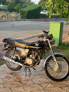 honda 125 special addition for urgent sale