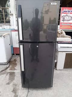 orient medium size fridge for sale good conditions price 38