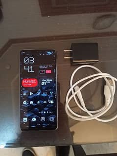 LG G7 with charger (read ad)