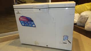 Dawlance Deep Freezer 10*10 For sale .