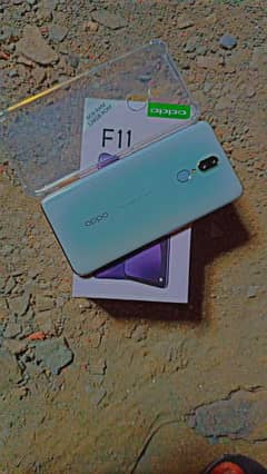 oppo f11.  . 6/128 with just box