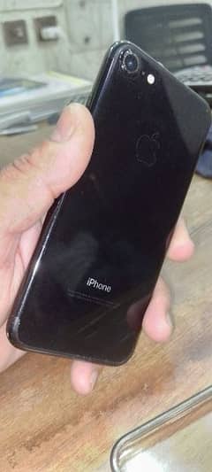 I phone 7 non PTA condition 10 by 9 128 gb cor