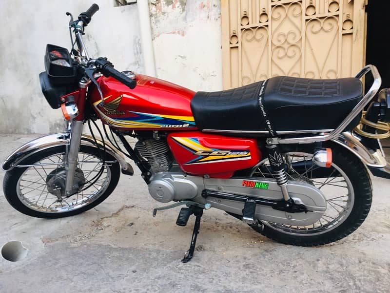 Bohot saaf bike hay koi kam nhi hay 7