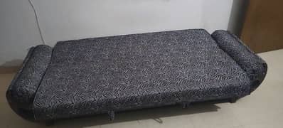 sofa combed