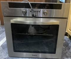 Selling baking oven used only twice