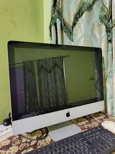 Apple iMac 21.5" PC For Sale