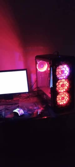 Redragon gaming pc  setup 0