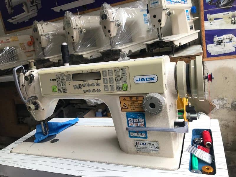 Juki Jack sewing machines kaj overlock pico 1