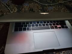 MacBook . 17000