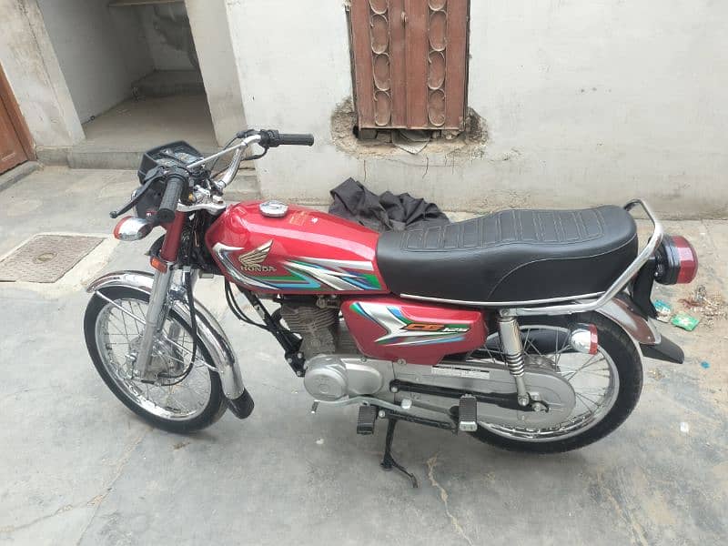 Honda 125 model 23 Hyderabad number 03142260991 7