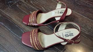 Women's sandals