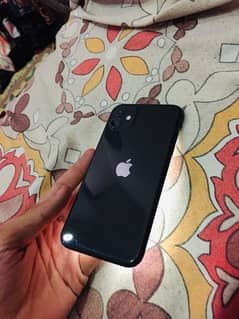 I Phone 11 with box 128GB 10/10 condition water Pack JV non PTA