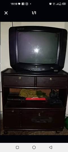 tv with trolley