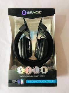 Space wired on Ear -headphones