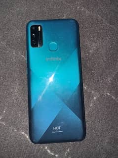 infinix hot 9 play 4/64 with box plus charger