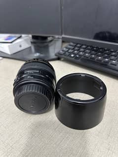 canon 85mm 1.8 lense with box useing work new jasi hain