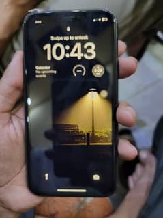 Iphone 11 64 GB Dual PTA approved