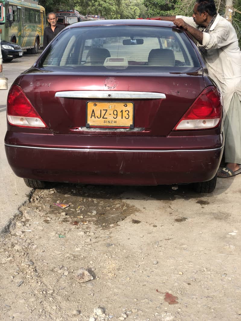 Nissan Sunny 2005 18