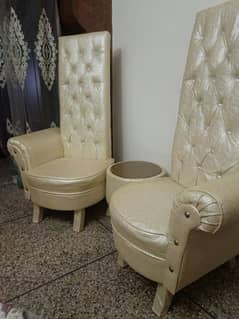 Bedroom chairs set