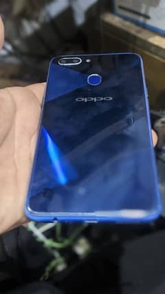 oppo a5 4gb/ 64gb. urgent sale only phone