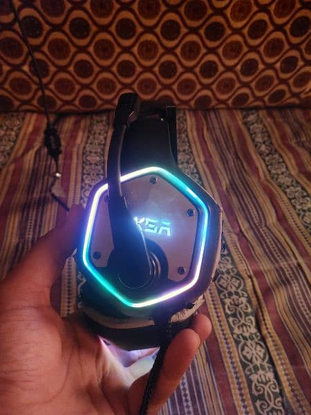 Gaming PC , Core i5 , 4th gernation with LCD & RGB Gaming Headfone 7