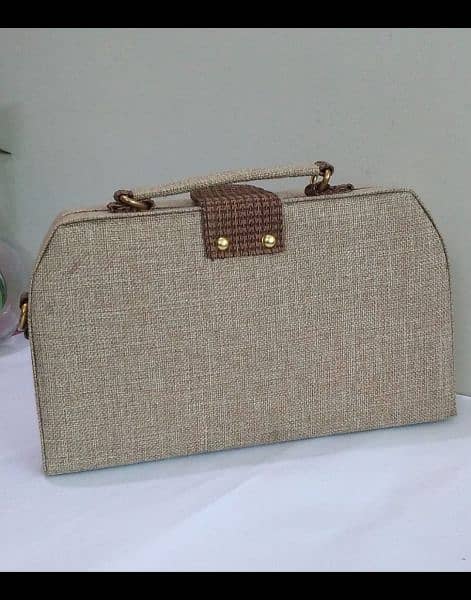 Beautiful Ladies Shoulder Bag For Sale 8