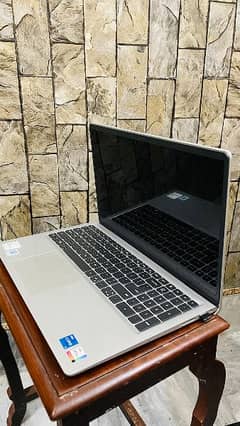 Dell i5 12 gen laptop