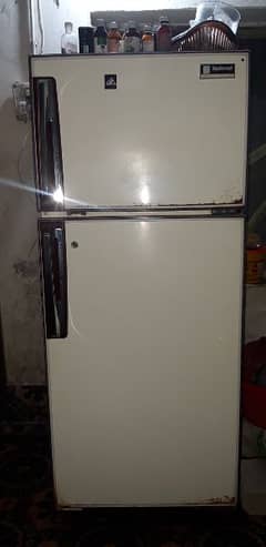 National fridge behtreen working condition genuine compressor