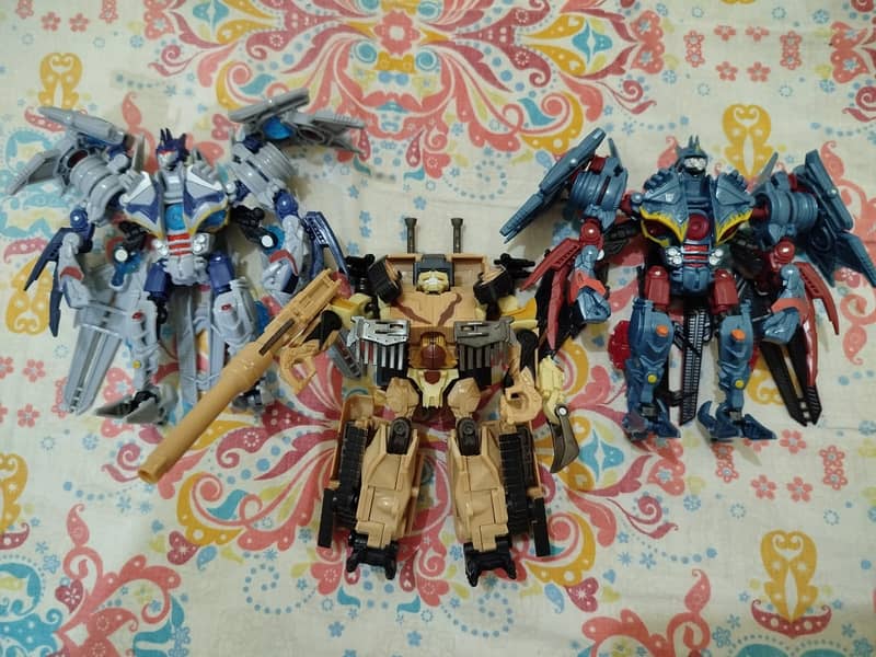 Transformers RotF Action Figures, Soundwaves and Desert Brawl. 0