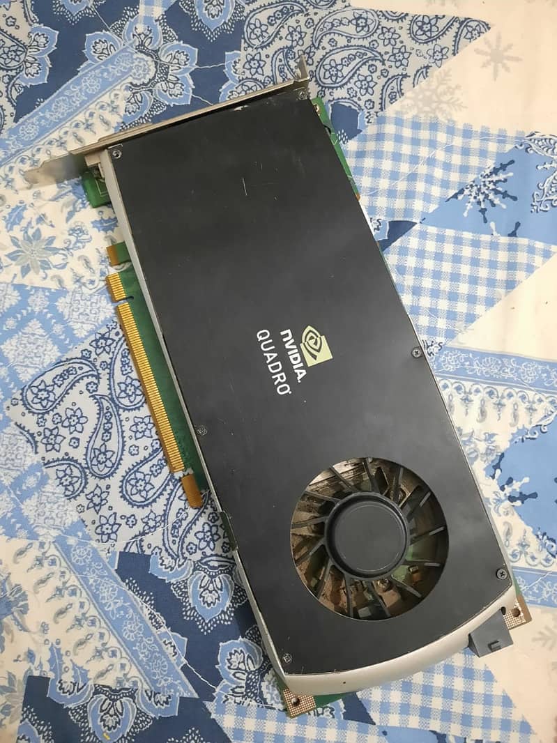 Nvidia Quadro FX 3800 265 bit Card 0