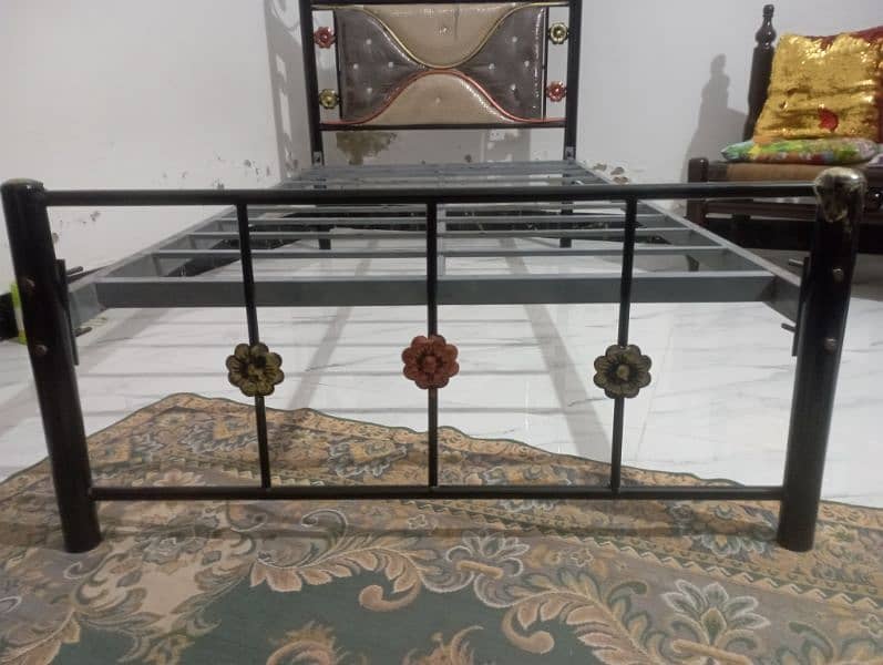 iron bed with diamond mattress 9