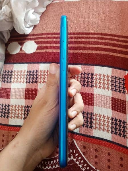 realme c3 with box and charger (3/32) 2