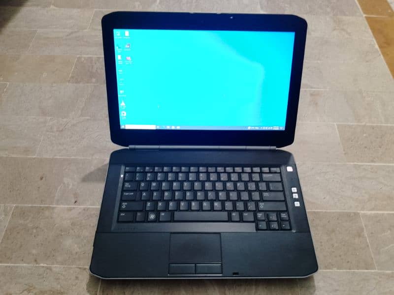 Dell Laptop 4